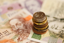 Mobil za 100, kolo za 50 Kč. Břeclav opět vyprodává nálezy, podívejte na ty ceny