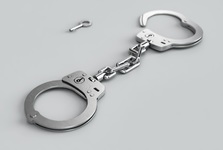 Po přepadení nehtového studia v Břeclavi zadržela policie Rakušanky, v autě měly kukly