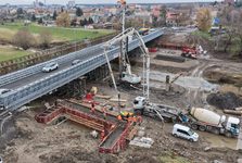 Přetížená auta ničí provizorní most v Břeclavi, bez něj hrozí dopravní kolaps